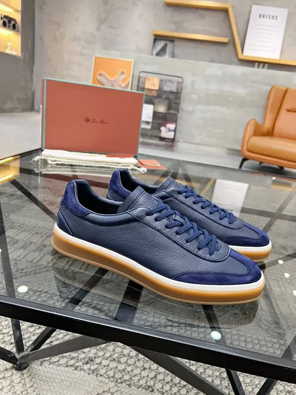 Factory price: 440💰Loro men's shoes💰iana top purchasing agent🇮🇹 men's shoes💰 The popular casual sneakers counter of the popular street man has new products at the same time. The uppers are made of cowhide fabric imported from Italy. The high-quality splicing technology has a classic and generous layout with a masculine temperament. Soft and comfortable cowhide lining. The soles: the original soles are specially provided by the original factory. The exclusive molded soles are super comfortable. The original factory follows the order. 🔍🔍High quality. You can enter and exit the counter at will. Welcome to compare. The code number is 38-44, customized 45